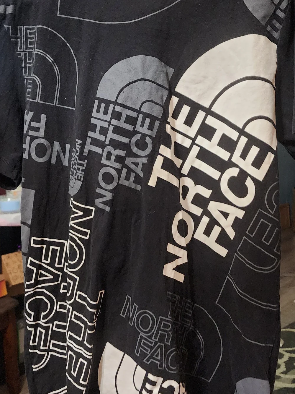 The North Face Black Tee with White & Gray Logo Print Sz Lrg